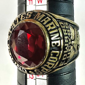 Vintage USMC Vietnam Veteran Belfort Ring Edward Luckas 1960-1964 | Marine Corps Military Ring | Collectible USMC Memorabilia