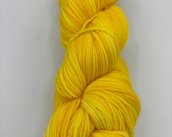 Daffodil (Fingering/Sock Variant)