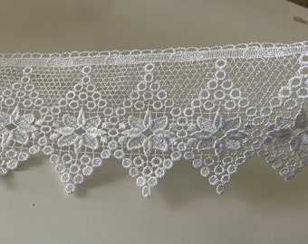 Dentelle guipure blanche de 11 cm en largeur haute qualité