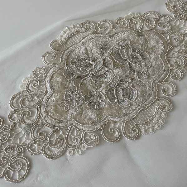 Applique brodé,broderie,dentelle applique,