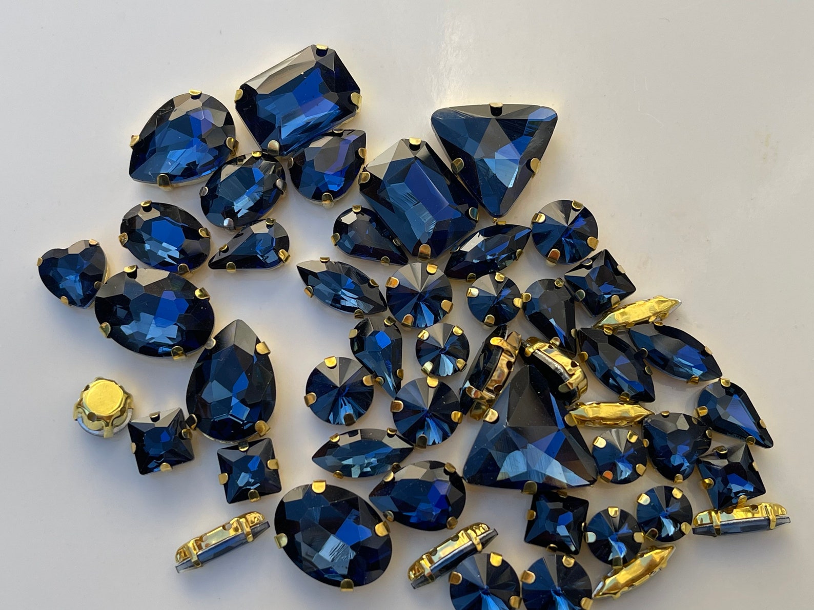 Mixed Size Rhinestones, Sew-on Crystal Rhinestones - Etsy