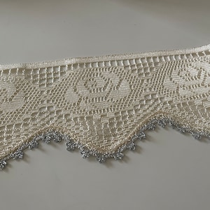 Handmade imitation silver beige lace