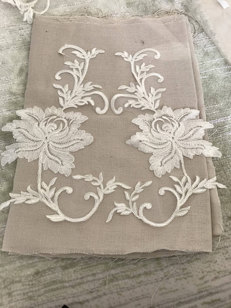 Apply to sew guipure lace Ecru 39 cm by 18 cm