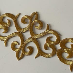Broderie couleur or thermocollant