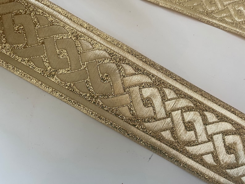 Treccia medievale dorata Nastro medievale dorato immagine 4
