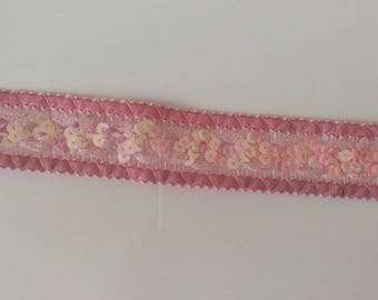 Pink lace with sequin width 3 cm