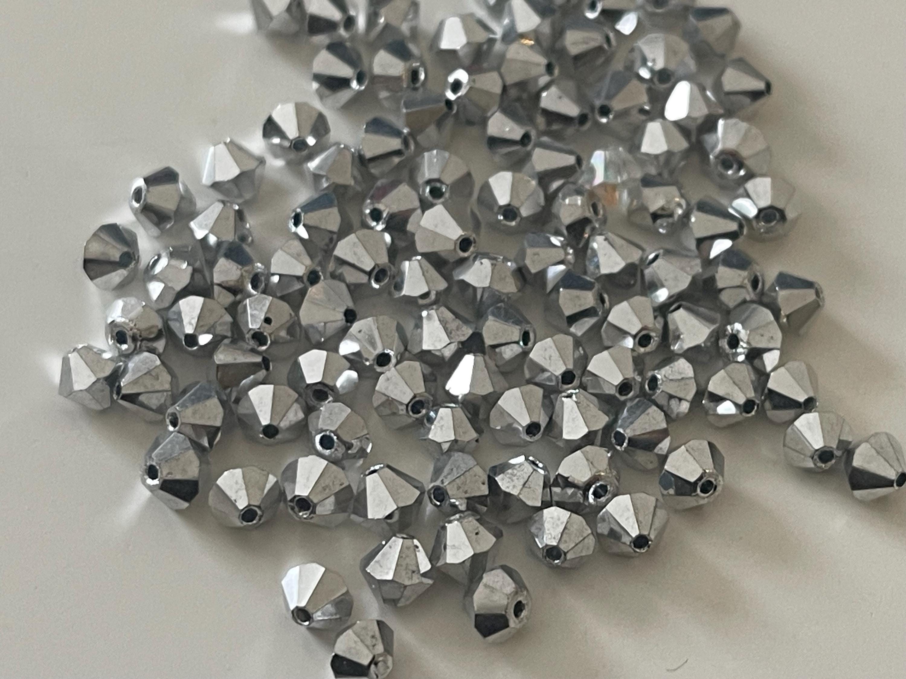 スワロフスキー トゥーピビーズ 4mm シルバーカラー 50個 - Etsy 日本