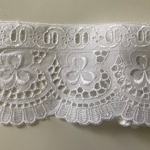 English embroidery lace 8.5 cm wide in white color, embroidered lace, white English embroidery,