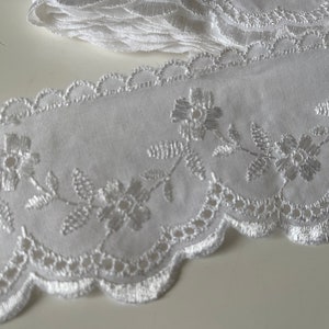 White English embroidery lace 6 cm wide