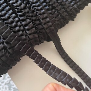 Ruban de satin plissé noir de 1,5 cm en largeur
