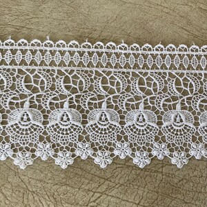 High quality white guipure lace 9 cm wide