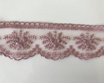 Ruban dentelle en tulle de 5,5 cm environ vieux rose