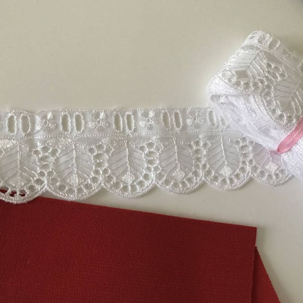 Dentelle broderie anglaise blanche   avec passe ruban 4,5 cm largeur