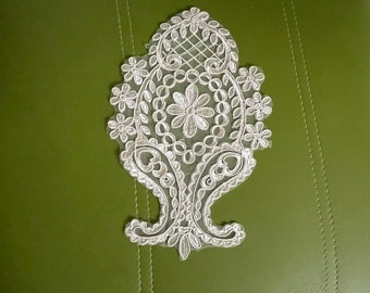 White lace wall lamp 22 * 14 cm, oval lace,