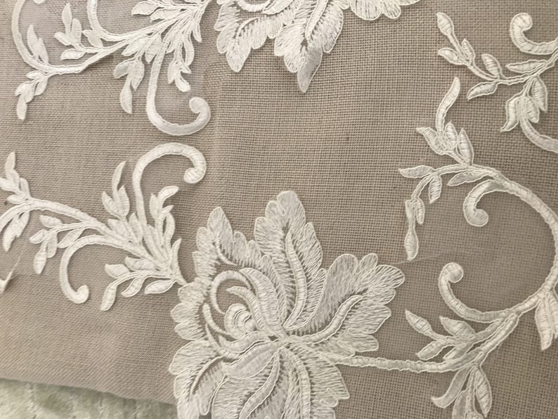 Apply to sew guipure lace Ecru 39 cm by 18 cm