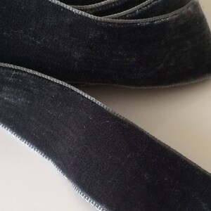 Ruban velour decoratif a coudre vetement ou autre