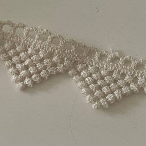 Dentelle ecru triangle de 22 mm en largeur