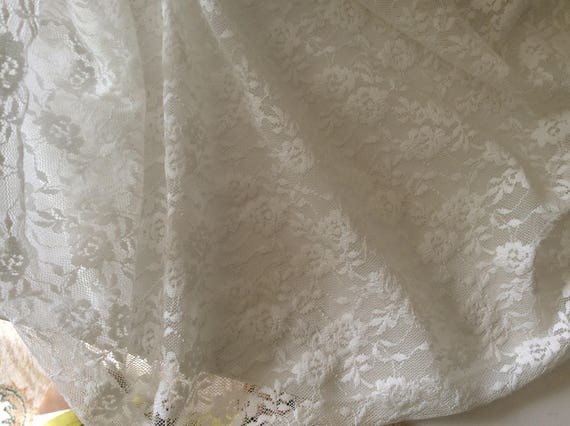 dentelle blanche 3,5 cm vendue au mètre guipure lace 1 yard