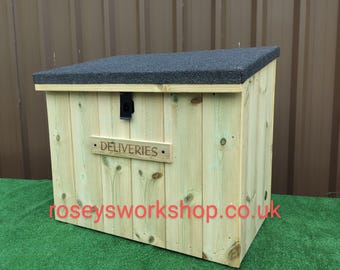 Personalised Large Doorstep Wood Parcel Box. Porch Parcel Storage Box. Handmade Wooden Parcel Box.