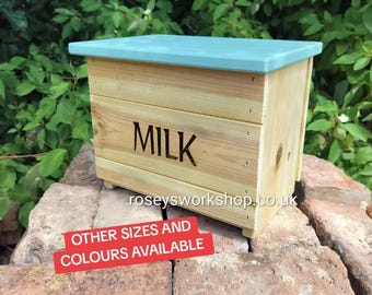 Doorstep Wood Milk Box. Porch Milk Storage Box. Milk Bottle Boxes. Handmade Wooden Milk Boxes. Suitable to hold 1 pint Glass Bottles