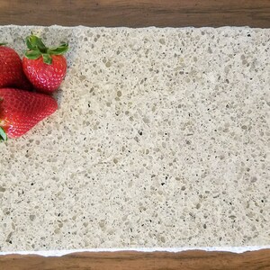 CUTTING BOARD. pebble beach, small