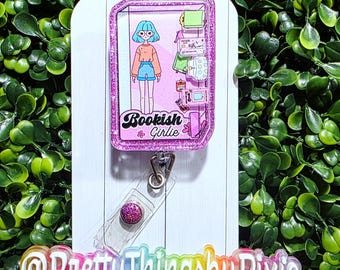 Porta credencial Bookish Girlie Shaker, porta credencial Bookish, lindo porta credencial para lectores, porta credencial con purpurina rosa Coquette, Book Girlies,
