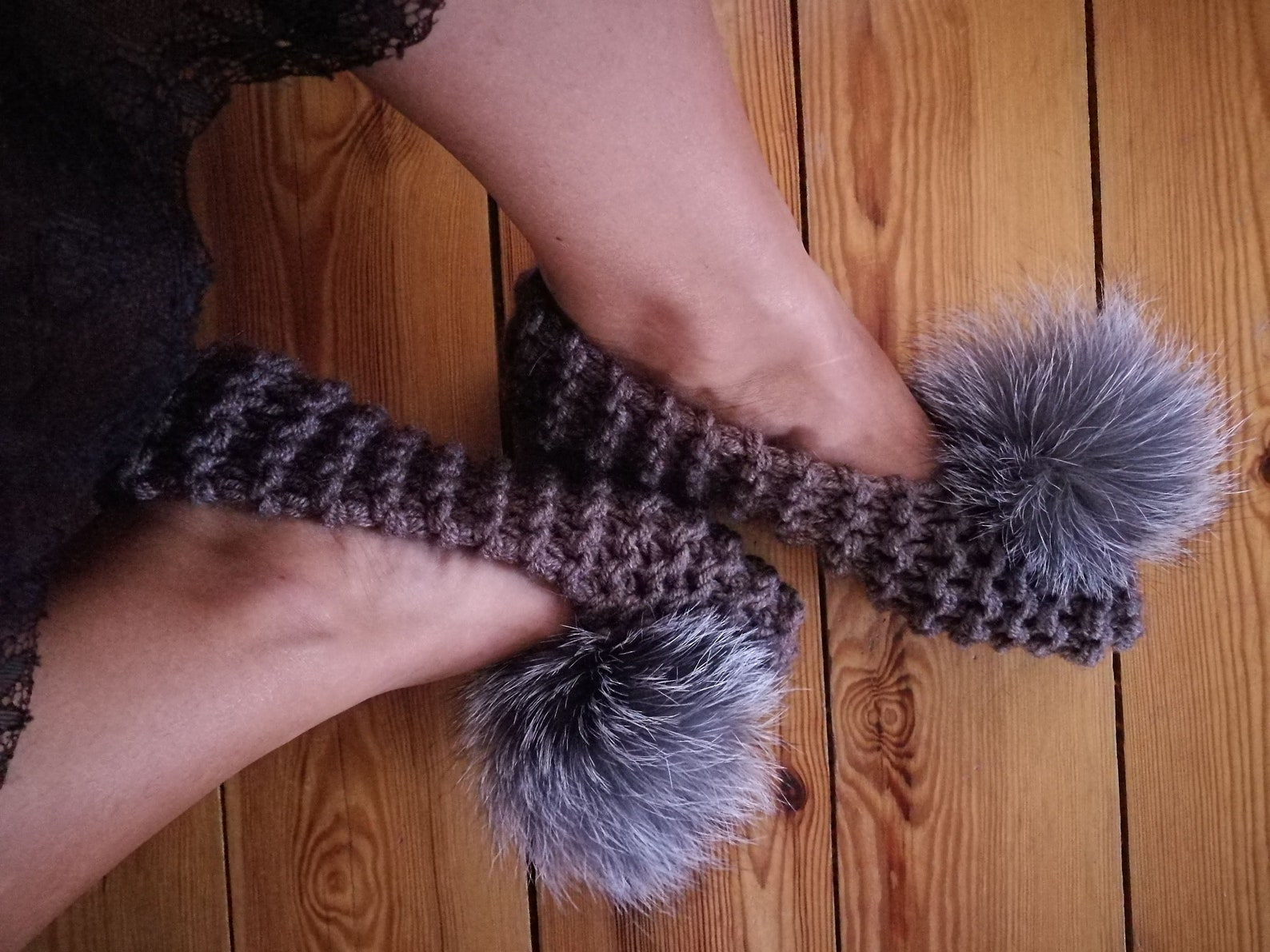 brown knitted women slippers with fox fur pom poms womens slippers wool slippers ballet flats fluffy slippers christmas gift flu
