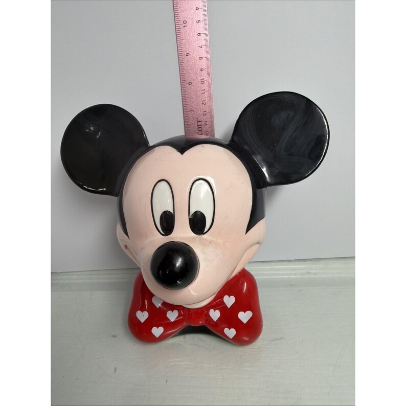 Disney Tête de Mickey Mouse, vase de fleurs, jardinière, coeurs, figurine noeud papillon Teleflora image 7