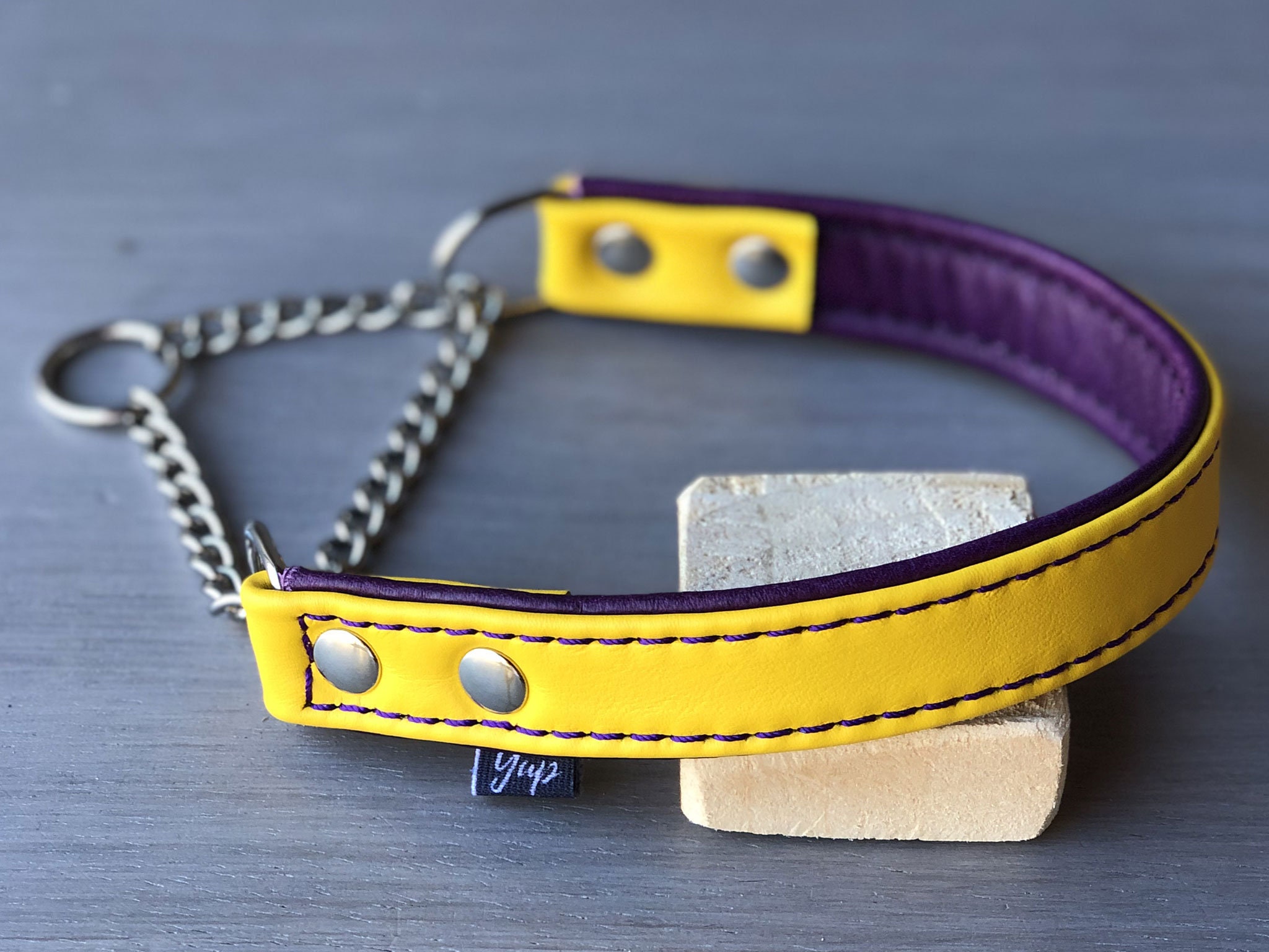 Slip-On Collar Martingale Dog Collar in Prime Blue Leather and Solid Brass Hardware YupCollars Made in Italy Half-Choke Dog Collar Slip-On Collar Martingale Dog Collar in Prime Blue Leather and Solid Brass Hardware YupCollars Made in Italy Half-Choke Dog Collar
