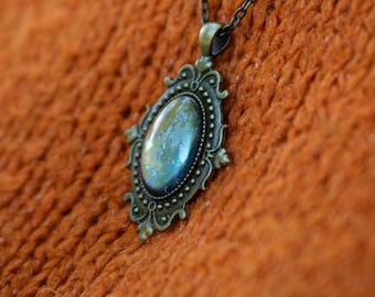 Barock Anhänger in Wunschfarbe, Vintage Kette & 20er Jahre Accessoires, Mittelalter Schmuck, Gothic Kettenanhänger Dark Academia Stil