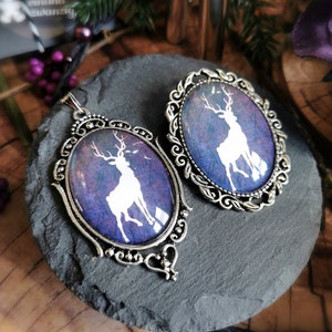 Brooch deer in white blue for Jabot blouse or hat for gothic outfit, steampunk cosplay or as a gift