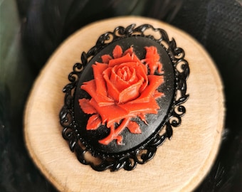 Broches 3D fantaisie rose scarabée elfe La Catrina en version bronze noir argent pour tenue gothique et jabot cosplay