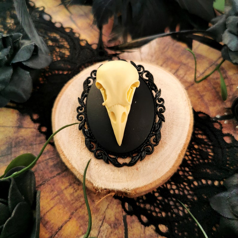 Vogel Schädel Brosche schwarz silber bronze für Gothic Outfit und Steampunk Cosplay Bild 6