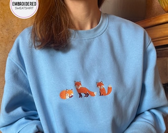 Foxes Sweatshirt, Embroidered Foxes Sweatshirt, Cute Animal Sweatshirt, Nature Sweatshirt, Animal Lover Sweatshirt, Embroidered Pullover