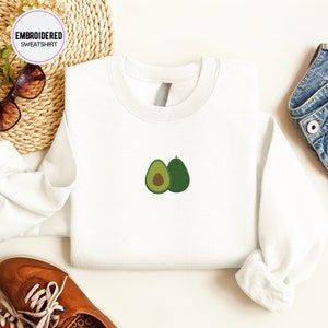 Avocado Pullover, Besticktes Avocado Sweatshirt, Avo Great Day Rundhalsausschnitt, Niedliche Obst Stickerei, Avocado Stickmuster, Einzigartige Stickerei