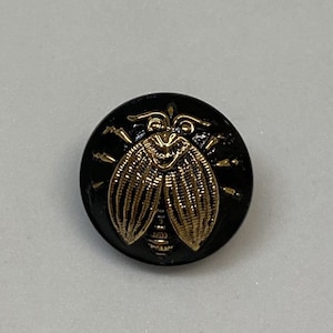 18mm. Scarab Czech Glass Button Jet With Gold Finish