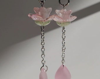 Pink Flower Phone Charm Beaded Lotus Flower Phone Strap Fairycore Handmade Keychain Dainty