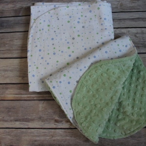Receiving Blanket/Swaddling Blanket/Burp Cloth/cotton Flannel, Soft White Random Dots in Green and Periwinkle Blue-Neutral Gender