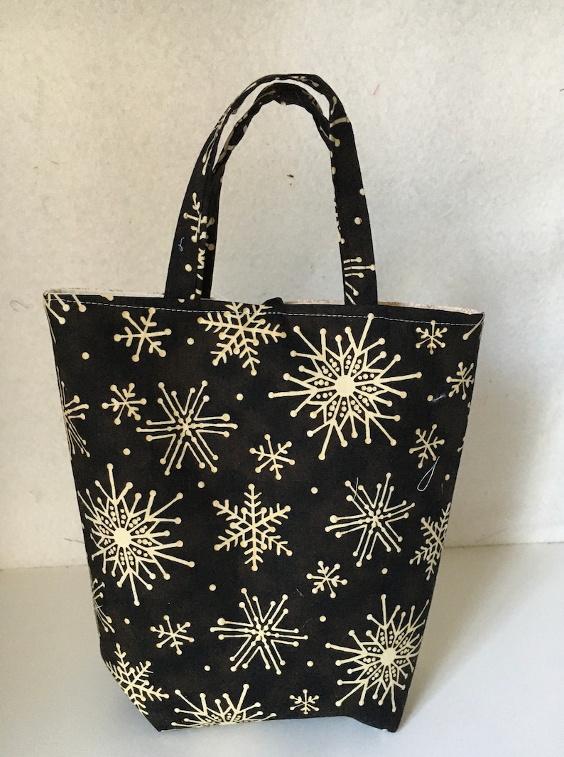 Season\u2019s Greetings Gift Bag Tote