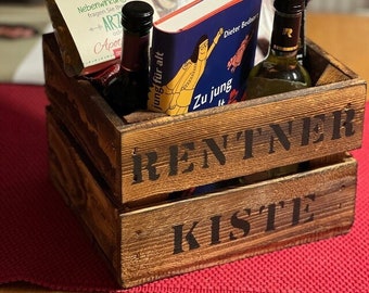 Personalized gift for retirees with name, farewell gift box for colleagues, empty wooden box, retirement gift box, bottle box, wine box