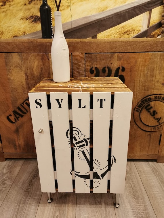 Nachttisch maritim Sylt,Schränkchen groß,Schrank,geflammtes Holz,Nachtschrank maritim,Beistelltisch,Telefontisch,Ferienwohnung ,Badschrank