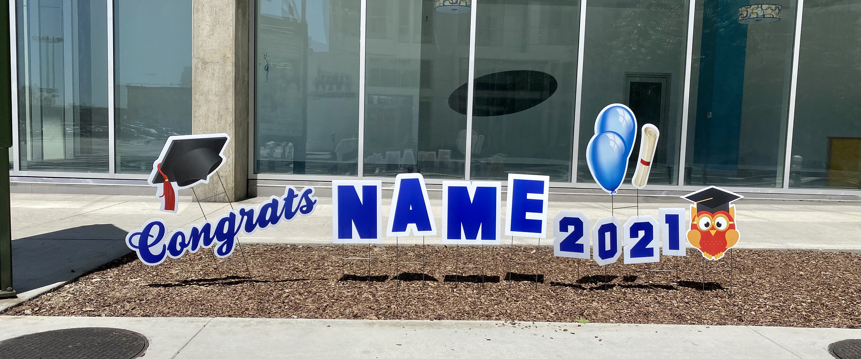 Personalized Graduation Lawn Sign | Custom Color Grad Yard Decoration ...