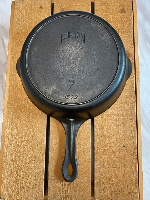 Antique Griswold #7 Cast Iron Skillet 701E, Cast Iron Cookware