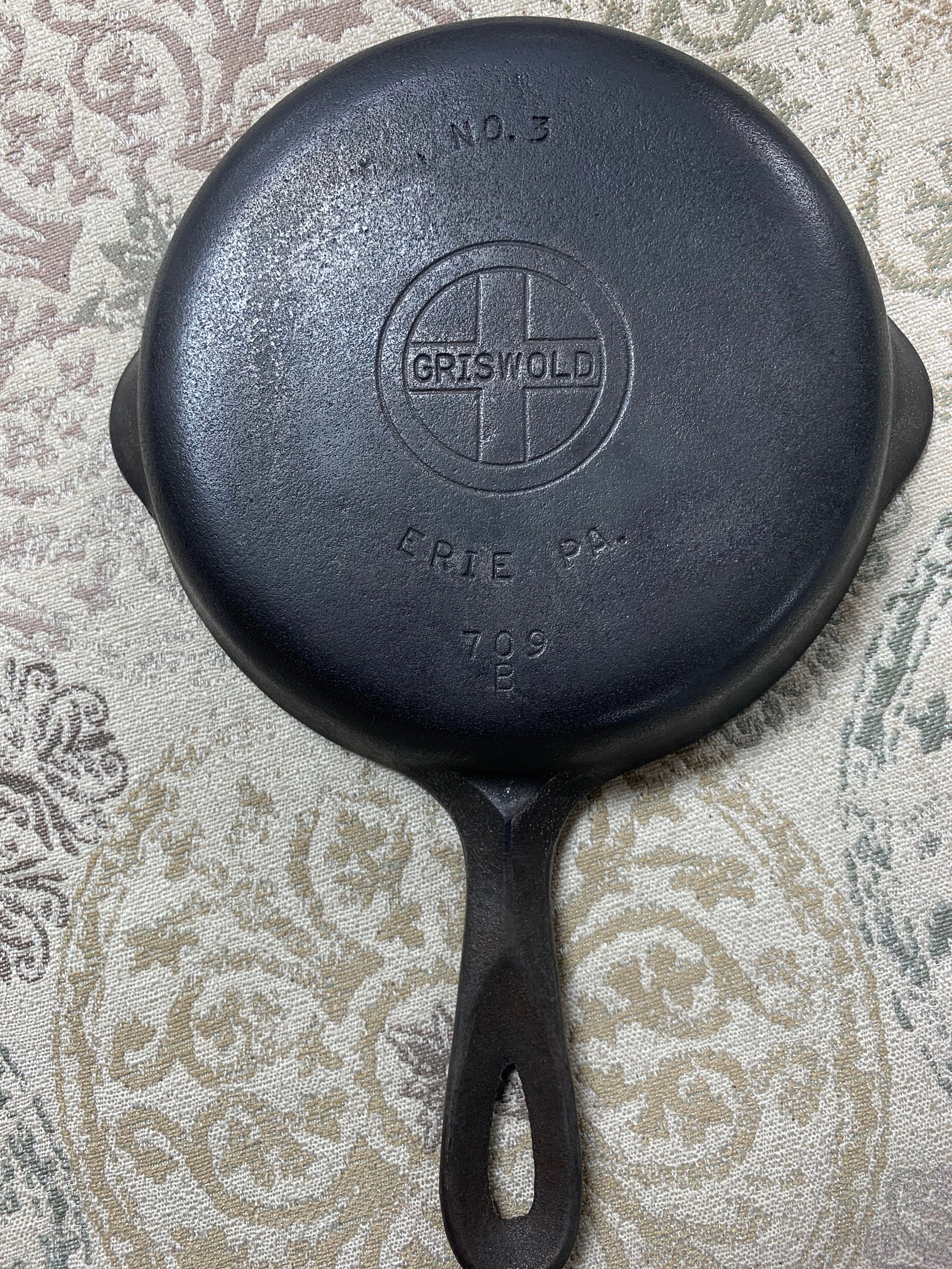 Vintage Griswold 3 Skillet 709B
