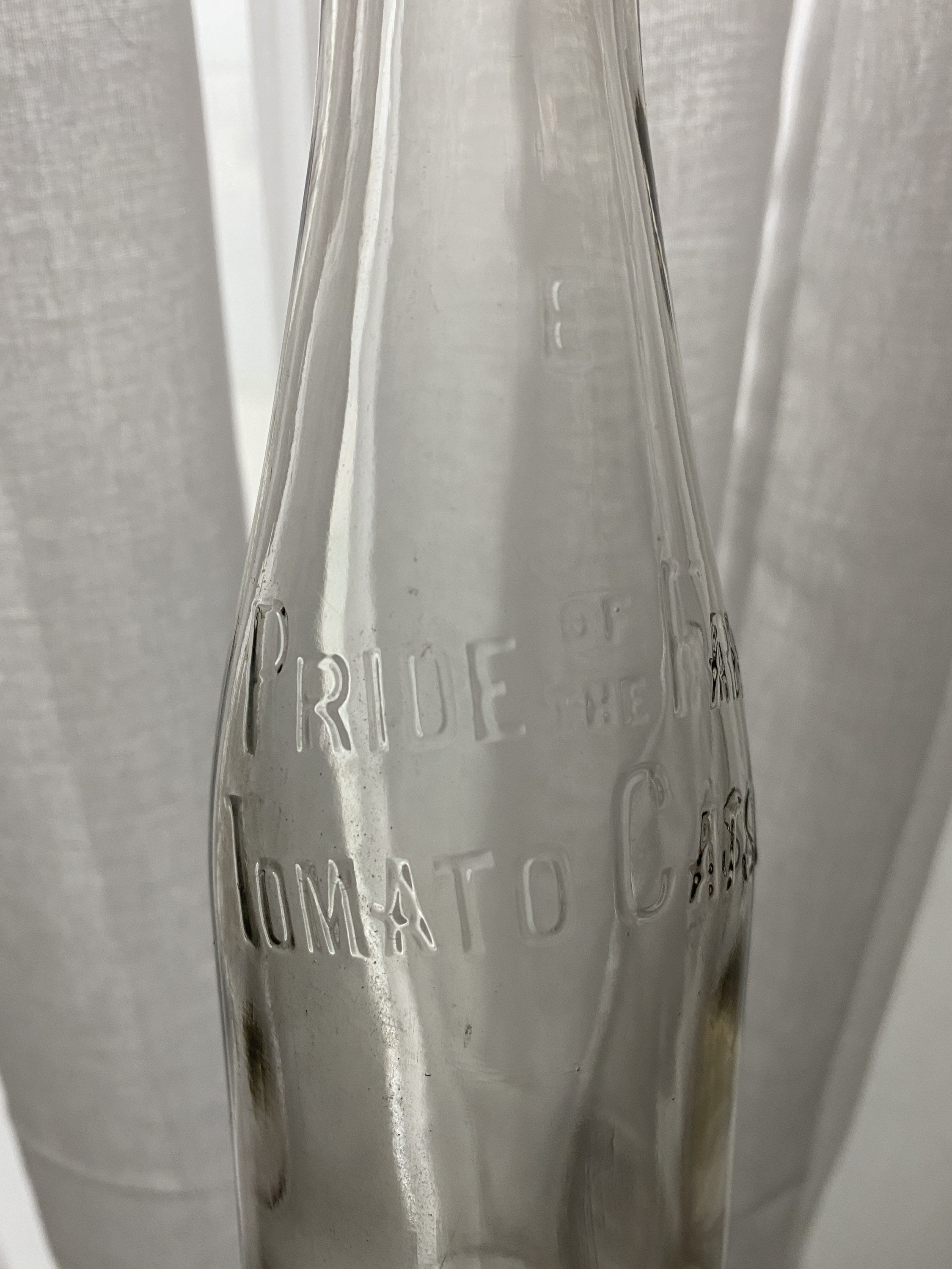 Vintage Glass Ketchup Bottle (Excellent Condition)