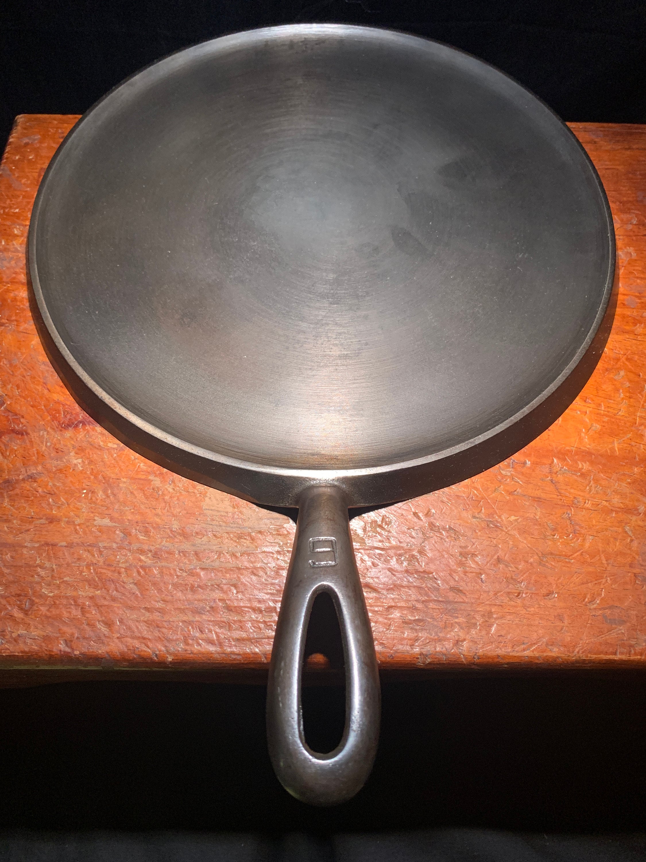 Griswold No. 9 Griddle 609 B
