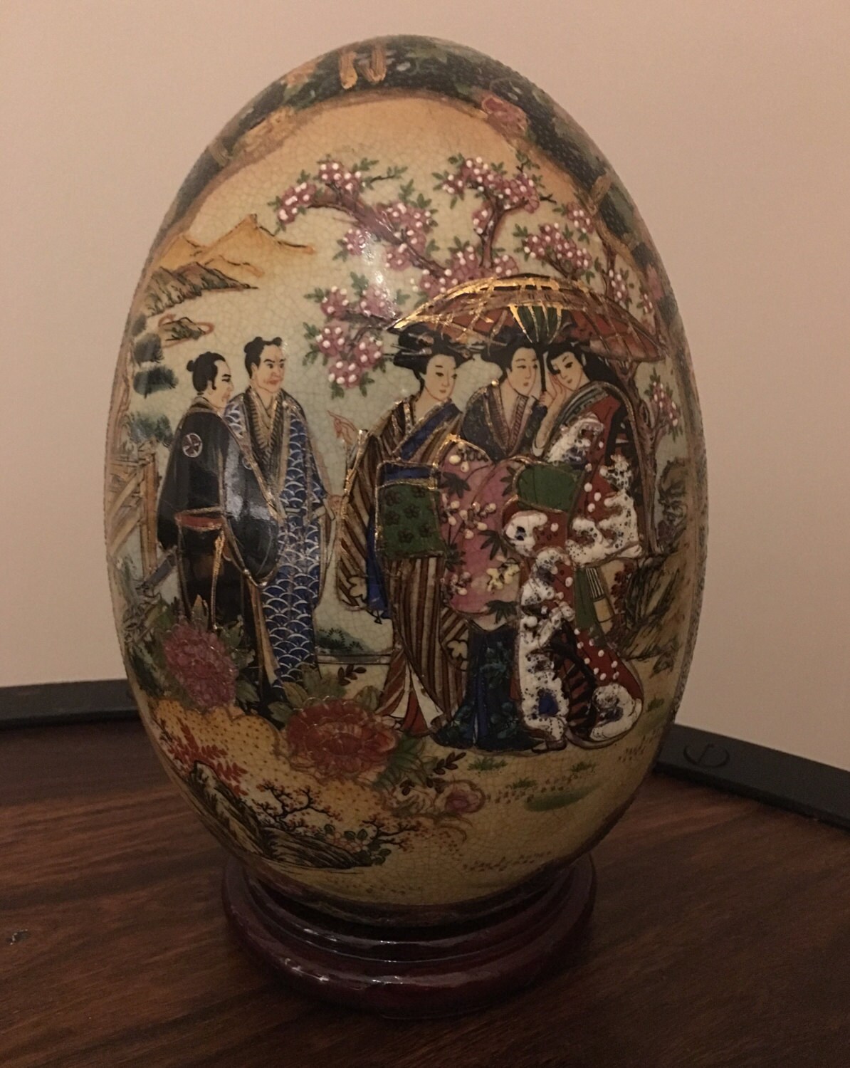 Vintage Royal Satsuma Hand Painted Cloisonne Japanese Ceramic Egg