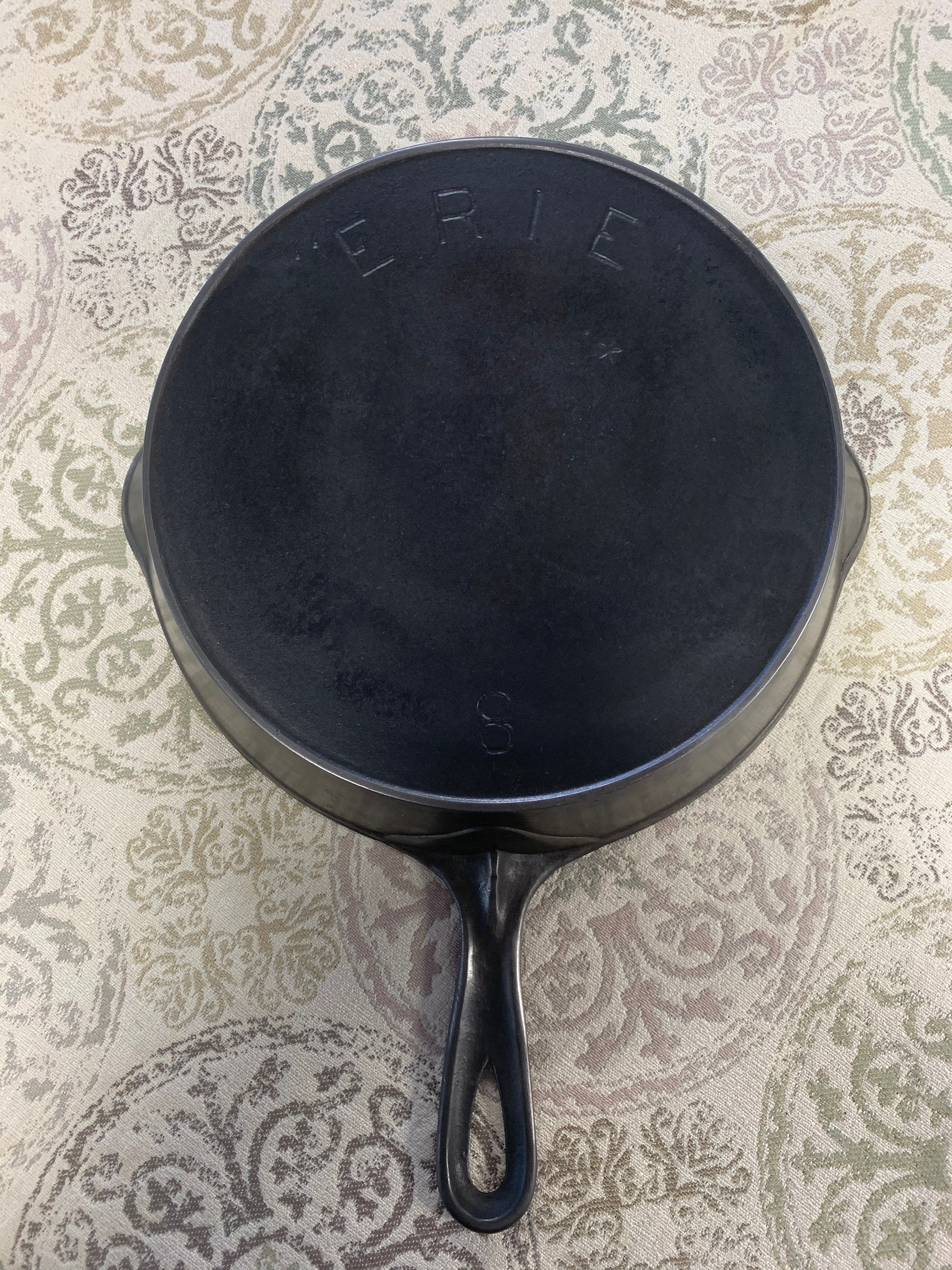 RARE Condition Erie 8 * Skillet Second Series, Late 1800s
