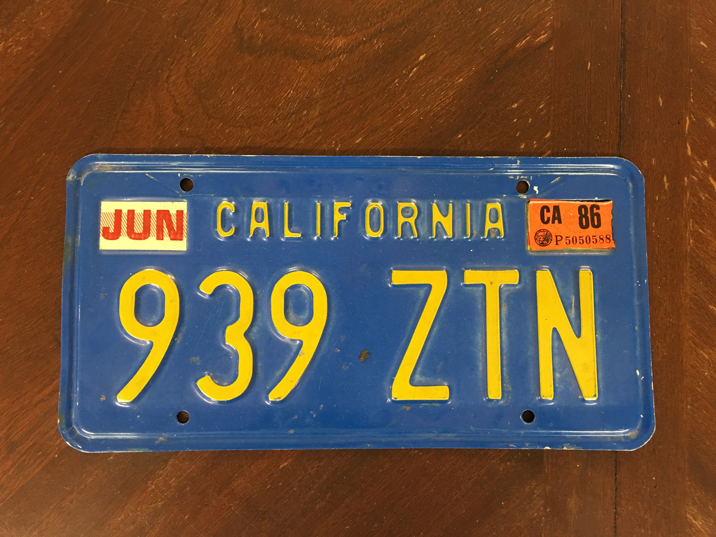 Vintage 1986 California License Plate