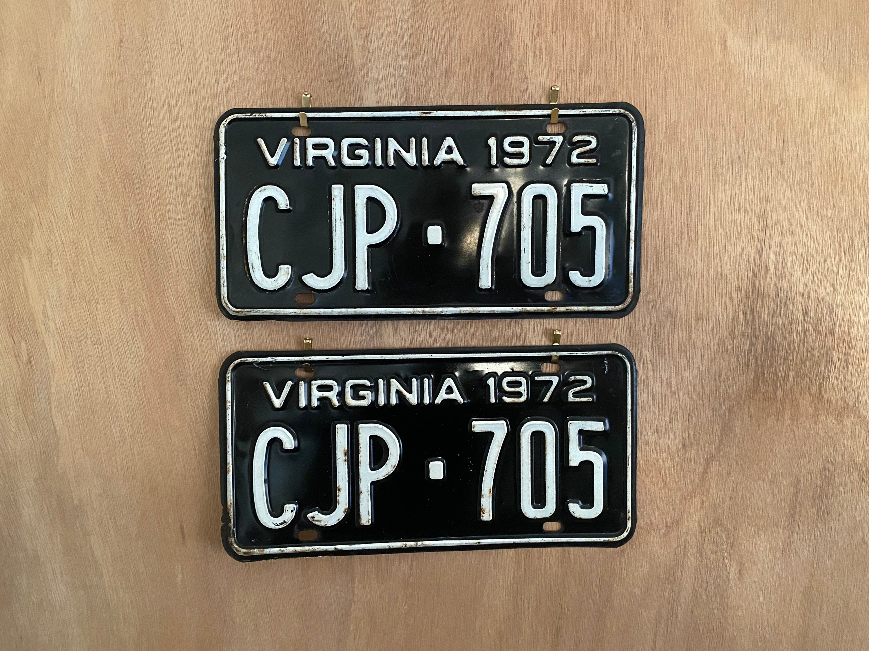 Virginia License Plates 1972 (Pair)